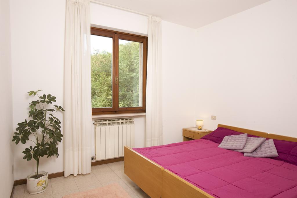 Residence Le Balze Malcesine Rom bilde